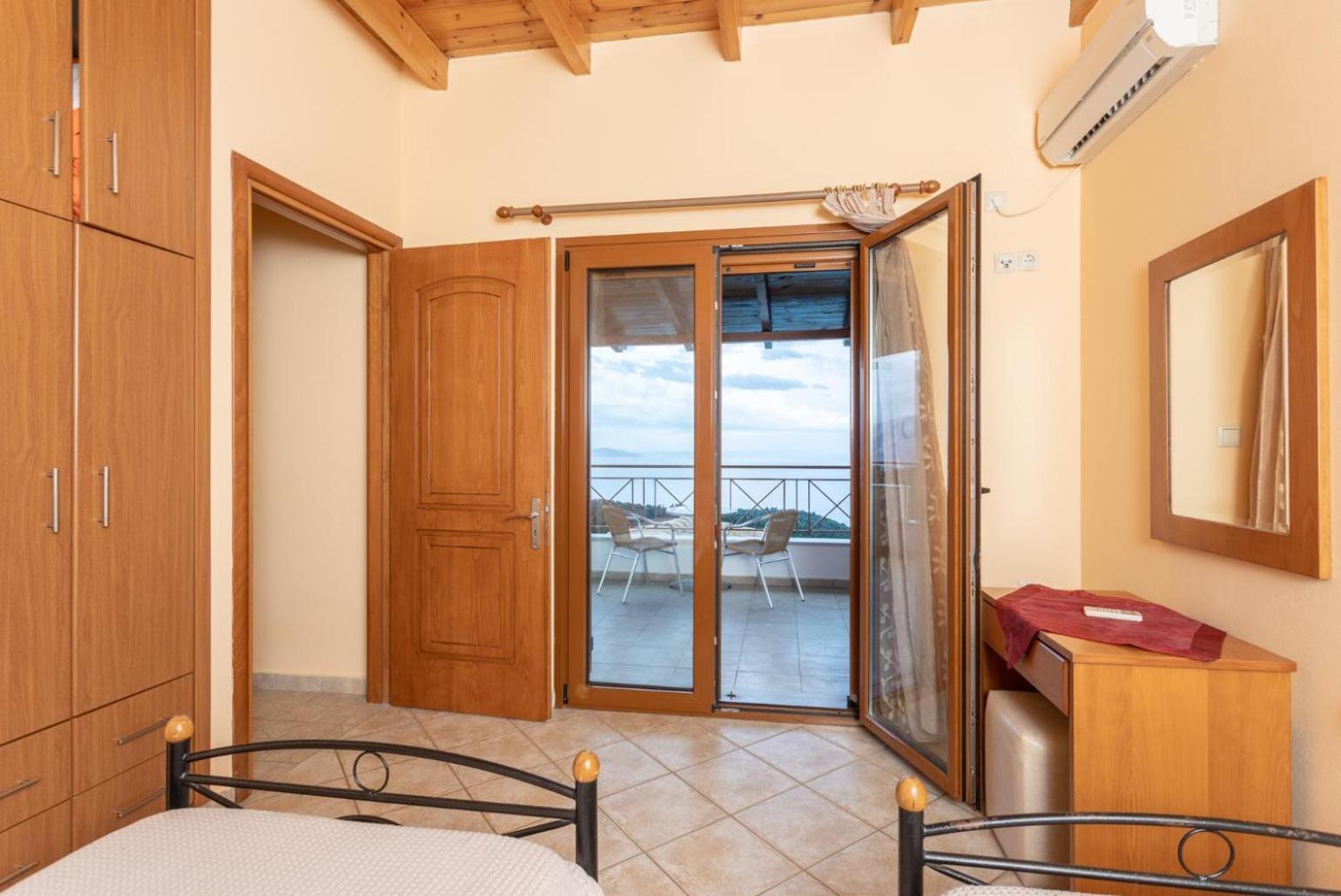 Villa Aetos Vasilikiádhes Екстериор снимка